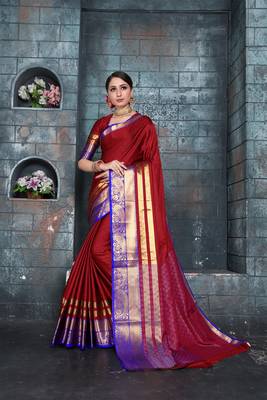 Red woven art silk saree with blouse 3