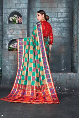 Green woven banarasi cotton saree with blouse 2