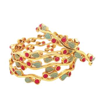 Gold bangles-and-bracelets 2