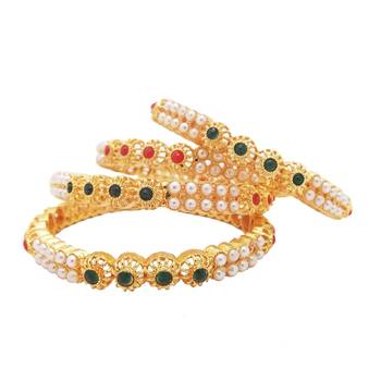 Gold bangles-and-bracelets 2