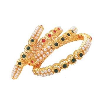Gold bangles-and-bracelets 3