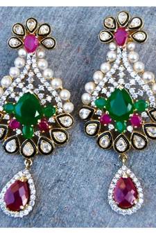 Mutigemstone Diamond Dangler Earrings