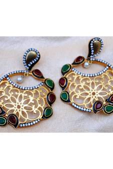 Traditional Gold Dangler Earrings