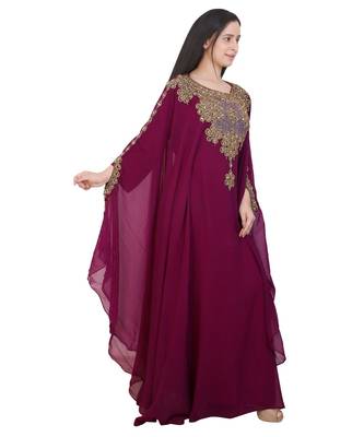 Magenta Georgette Embroidered Zari Work Islamic-Kaftans 1
