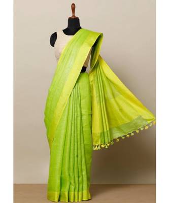 Parrot Green Hand Woven Linen Saree With Blouse 1