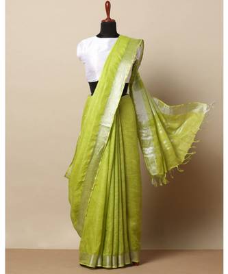 Parrot Green Hand Woven Linen Saree With Blouse 1