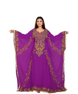 Pink Georgette Embroidered Zari Work Islamic-Kaftans 1