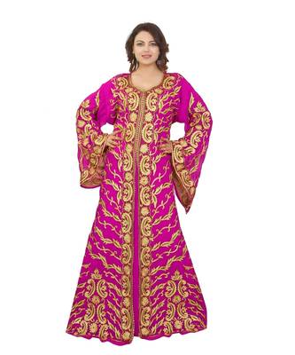 Pink Georgette Embroidered Zari Work Islamic-Kaftans 1