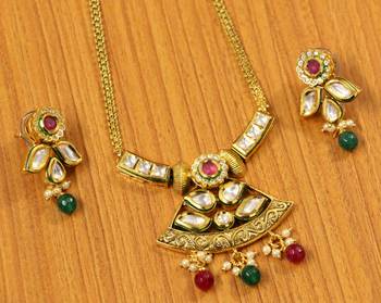 Multicolor Ruby       Pendants 1