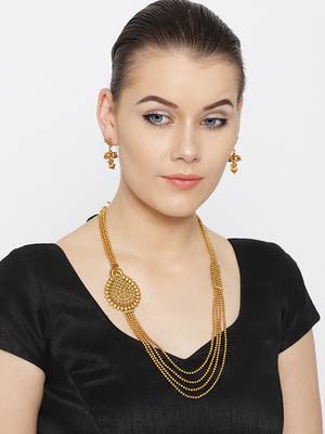 Gold necklaces 1