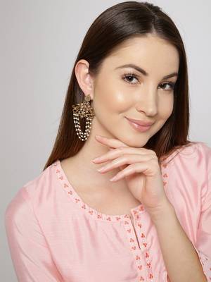 Gold earrings 1
