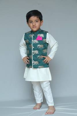 Green printed cotton silk boys kurta pyjama 1