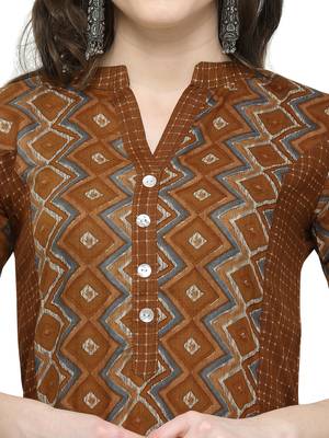 Brown Printed Rayon Kurta Sets 5