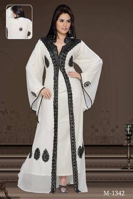 Off White Georgette Embroidered Zari_Work Islamic-Kaftans 1