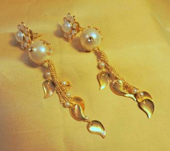 Gold Agate Danglers Drops 1
