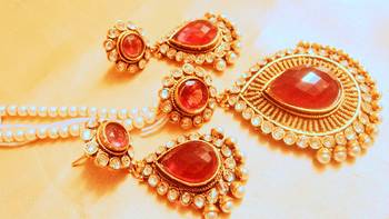 Red Agate Pendent Sets 1