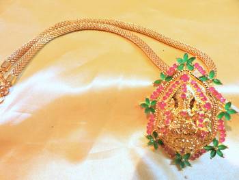 Gold Agate Necklaces 1