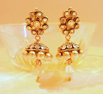 Gold Agate Jhumkas 1