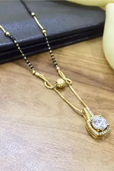 Gold mangalsutra