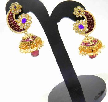 Gold Pearl Earrings 1
