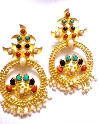 Gold Pearl Earrings 1
