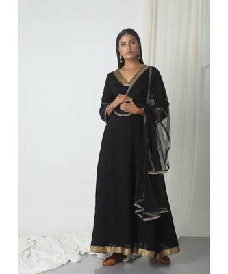 Black Golden Border Dupatta Dress 2