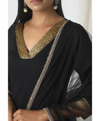 Black Golden Border Dupatta Dress 4