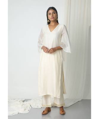 Ivory Chanderi Bell Sleeve Kurta 3