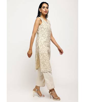 Beige Floral Kurta Set 2