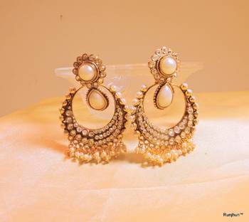 White Agate Earrings 1