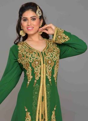 Green embroidered georgette islamic kaftans With Sun-proof hijab 2