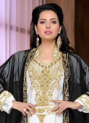 Black embroidered georgette islamic kaftan 2