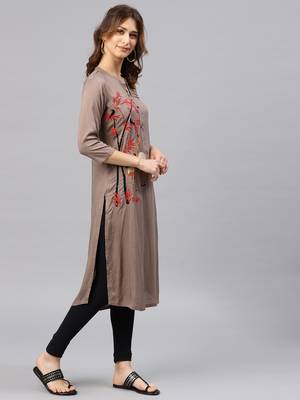 Grey embroidered viscose rayon kurta 4