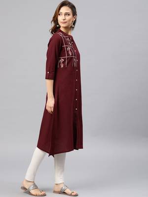 Maroon embroidered viscose rayon kurta 4