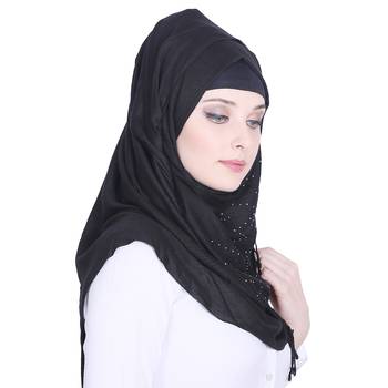 Black plain viscose hijab 4