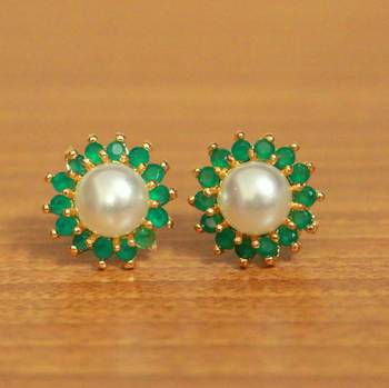 Green Onyx Studs 1