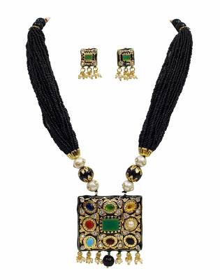 Black Crystal Necklace Sets 1