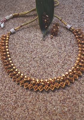 Delicate Leaf Work Temple Necklace Set 2