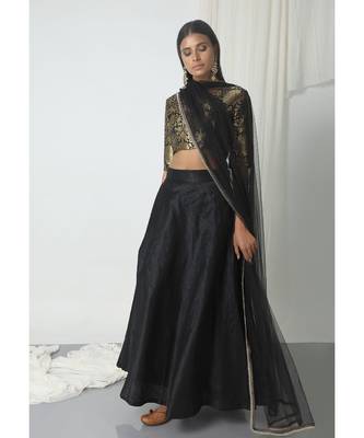 Black Brocade Choli Lehenga Set 2