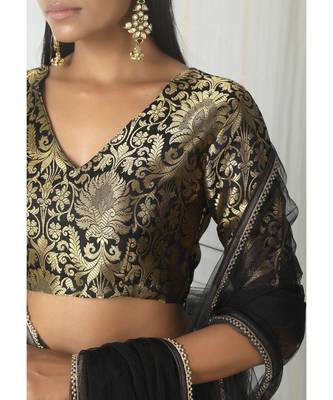 Black Brocade Choli Lehenga Set 4