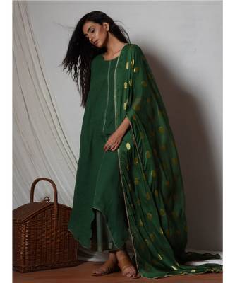 Cocktail Green Kurta with Kota Silk Farshi Pant and Chiffon Bordered Dupatta 1