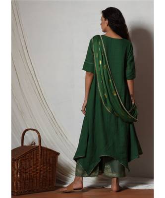 Cocktail Green Kurta with Kota Silk Farshi Pant and Chiffon Bordered Dupatta 2