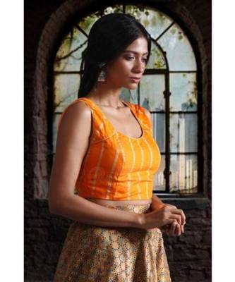 Round Neck Back Open Gheecha Silk Blouse 2
