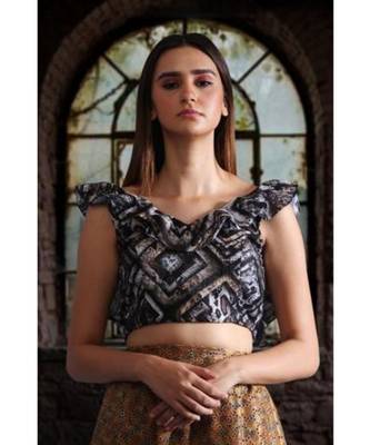 Sleeveless Digital Printed Muslin Blouse 1