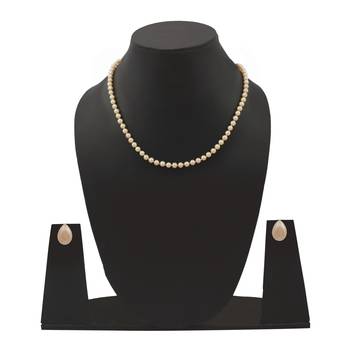 Simple Pearl Necklace for Women 1