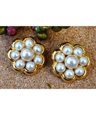 Pearly Floral Stud Earrings 1