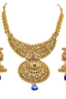 Gold jewellery