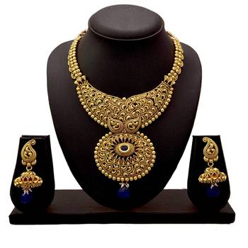 Gold jewellery 2