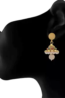 Gold jewellery