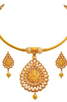 Gold jewellery